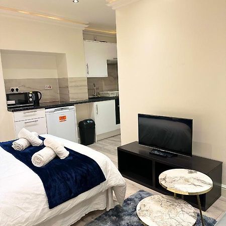 London Charm - Stylish Studio In Kensington Экстерьер фото